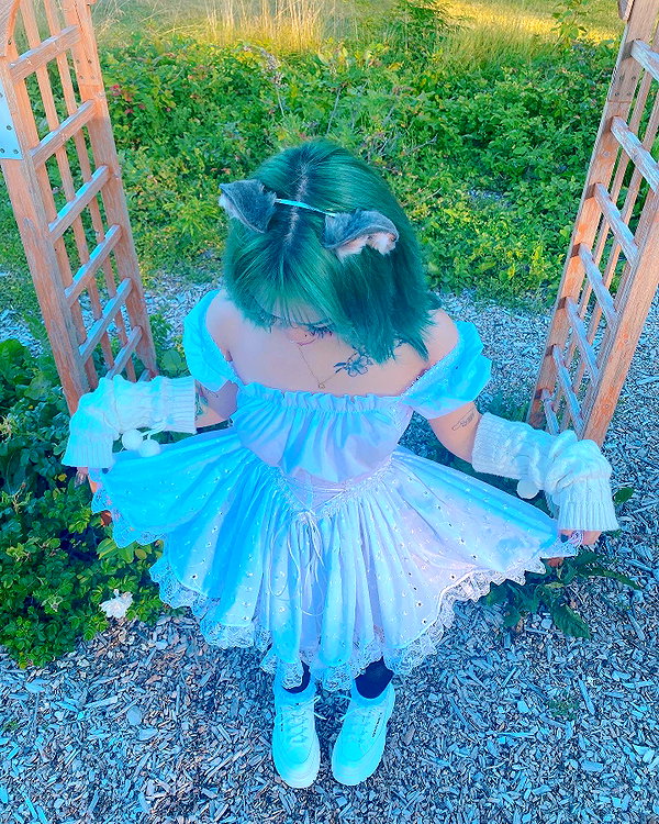 petitekitti instagram image archive image