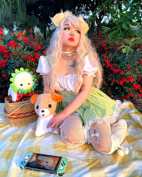 petitekitti instagram image archive image