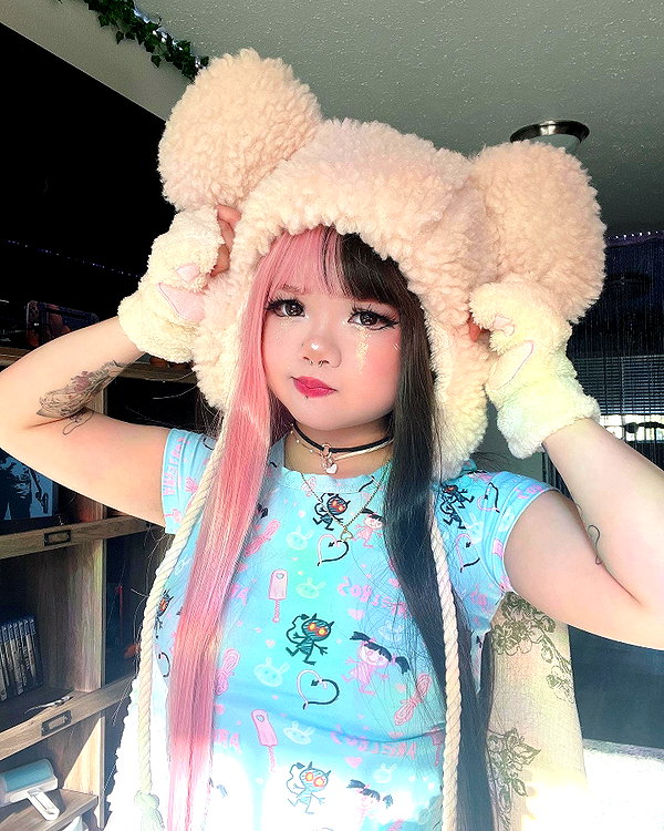 petitekitti instagram image archive image