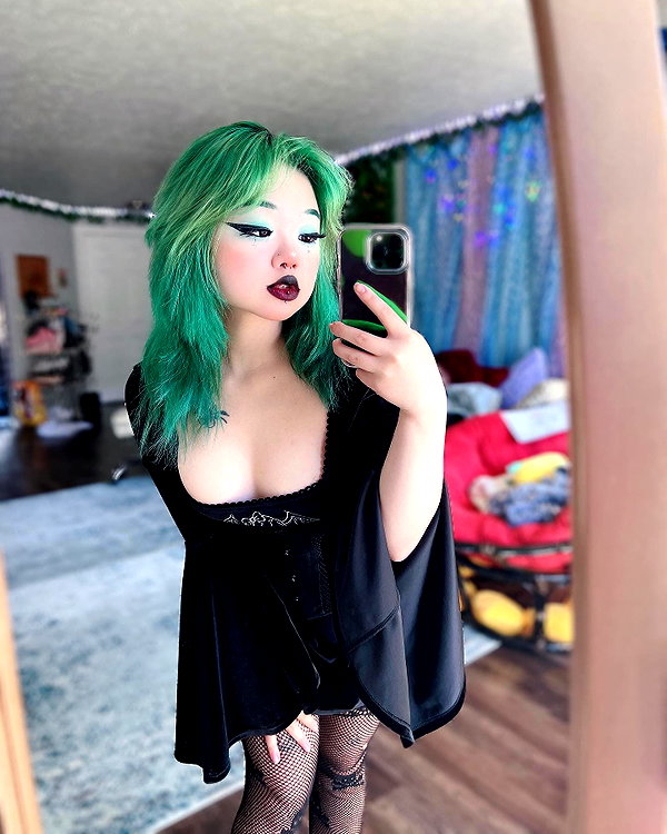 petitekitti instagram image archive image