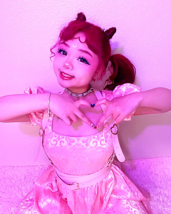 petitekitti instagram image archive image