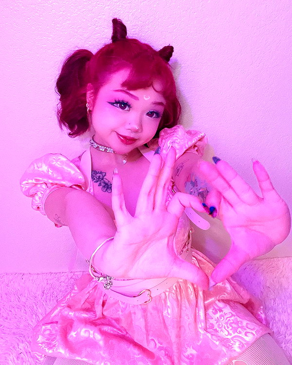 petitekitti instagram image archive image