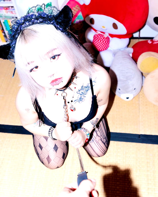 petitekitti instagram image archive image