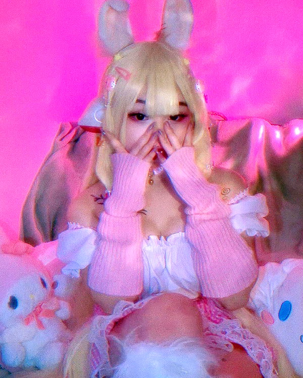 petitekitti instagram image archive image