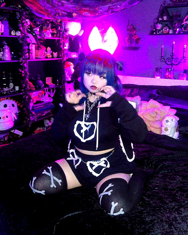 petitekitti instagram image archive image