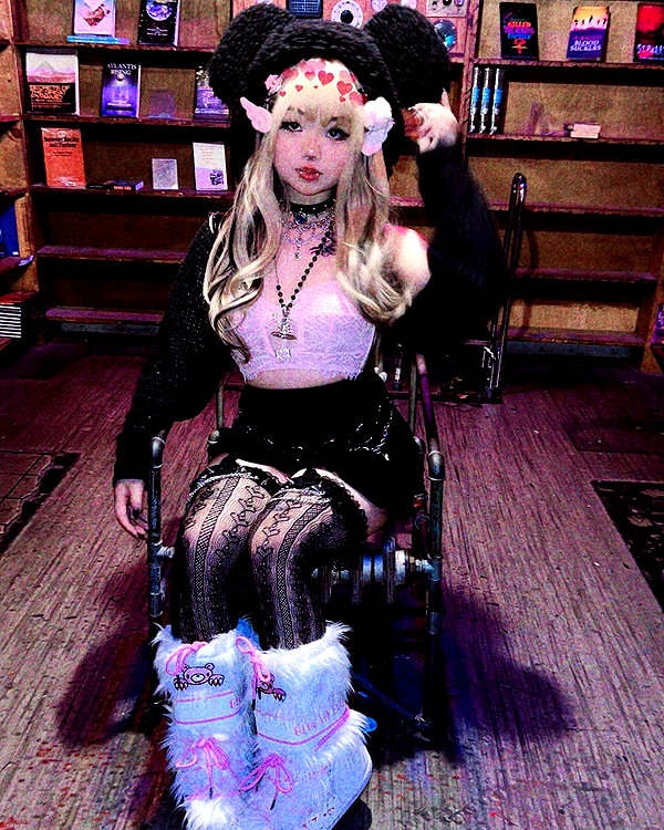 petitekitti instagram image archive image