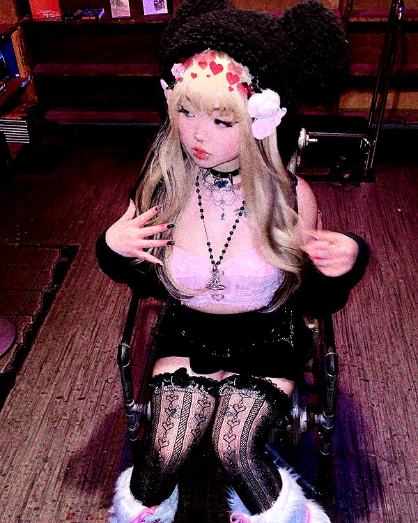 petitekitti instagram image archive image