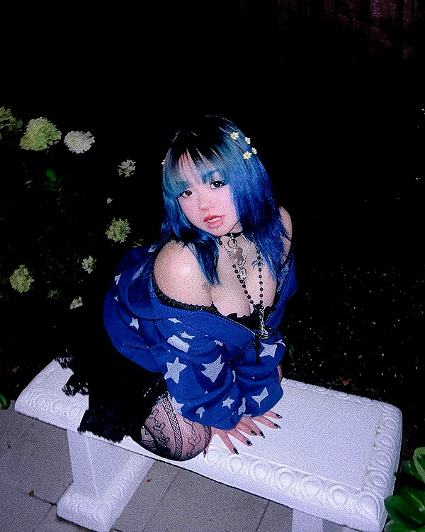 petitekitti instagram image archive image