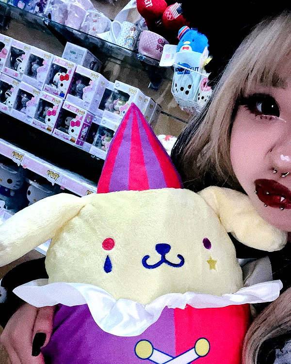 petitekitti instagram image archive image