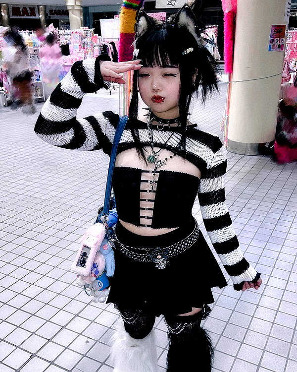 petitekitti instagram image archive image