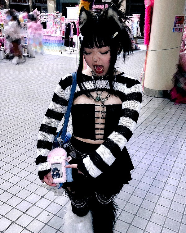 petitekitti instagram image archive image
