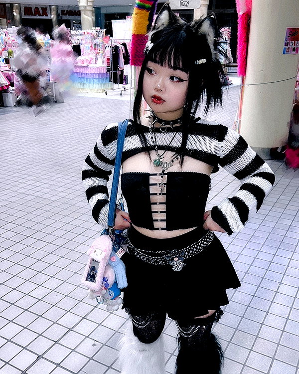 petitekitti instagram image archive image