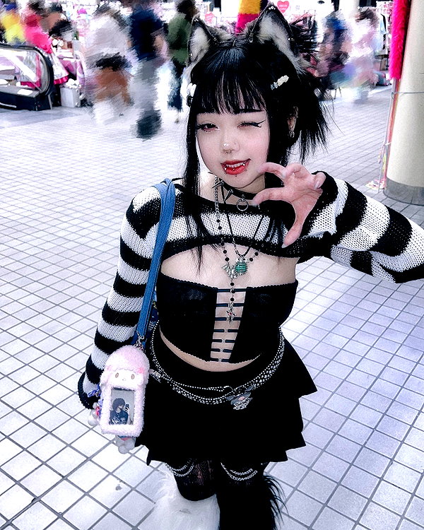 petitekitti instagram image archive image