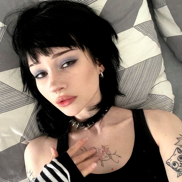 pinkyupurr instagram image archive image