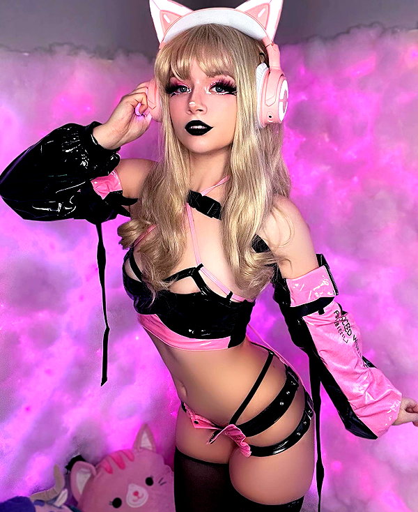 piper.foxx instagram image archive image