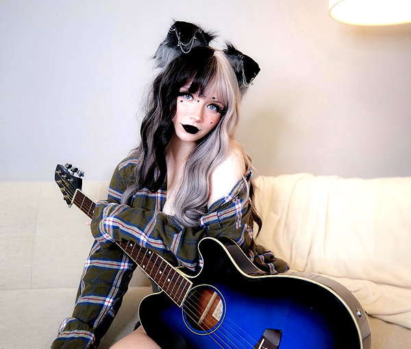 piper.foxx instagram image archive image