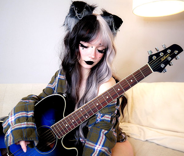 piper.foxx instagram image archive image