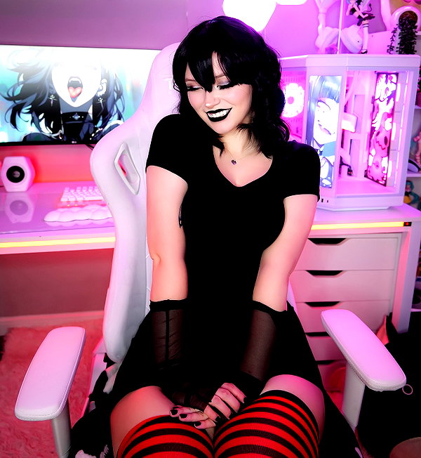 piper.foxx instagram image archive image