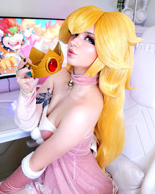 piper.foxx instagram image archive image