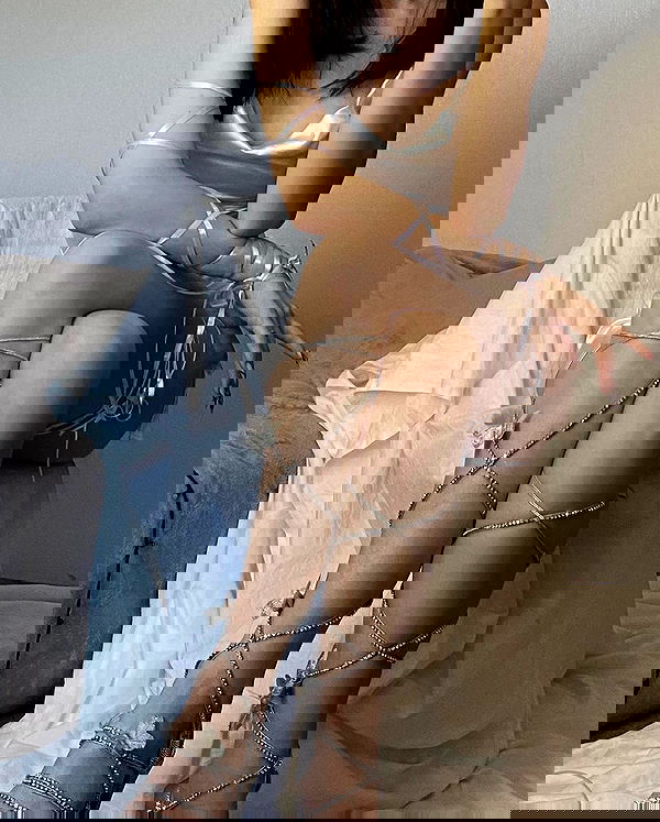 quincymood quincymood archive image