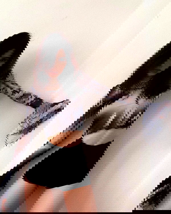 quincymood quincymood archive image