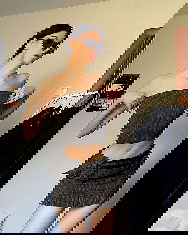 quincymood quincymood archive image