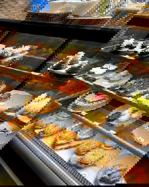 quincymood quincymood archive image