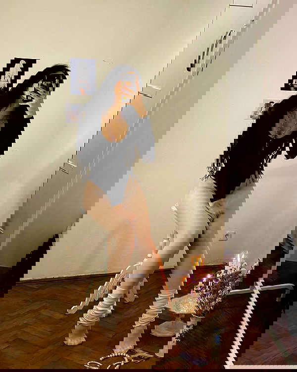 quincymood quincymood archive image