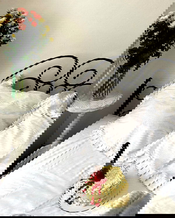 quincymood quincymood archive image