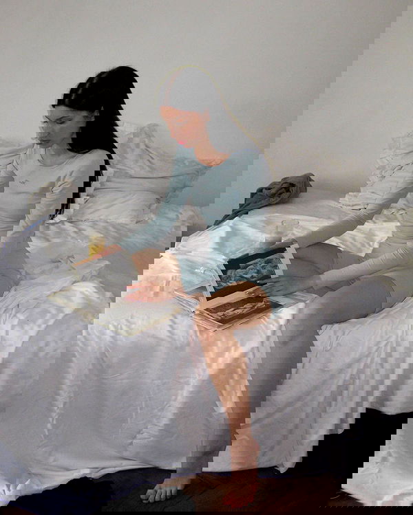 quincymood quincymood archive image