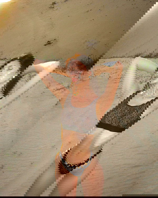 quincymood quincymood archive image