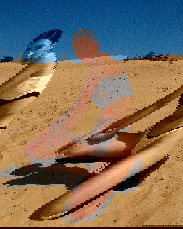 quincymood quincymood archive image