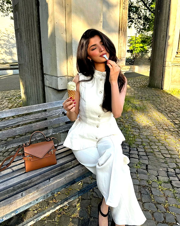 rashan.mh instagram image archive image