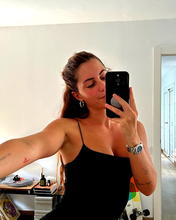 reebeccasanchezzz instagram image archive image