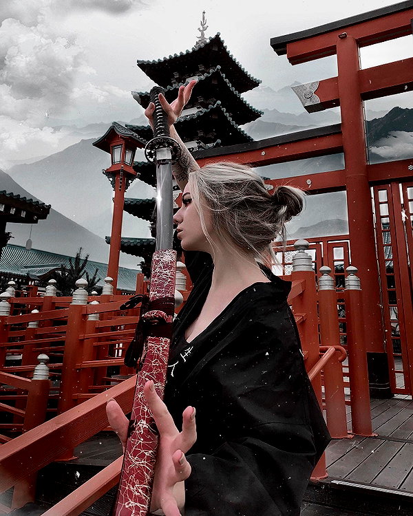 reyrri instagram image archive image