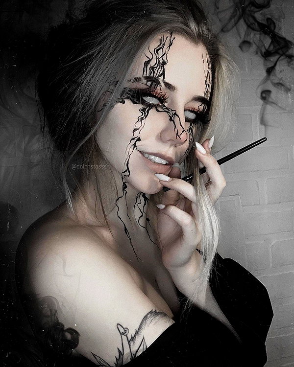 reyrri instagram image archive image