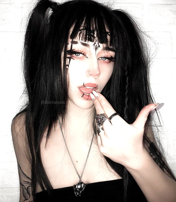 reyrri instagram image archive image