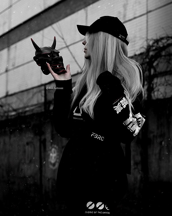 reyrri instagram image archive image