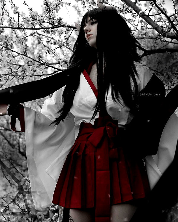 reyrri instagram image archive image