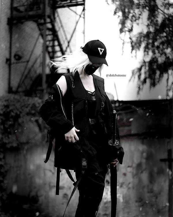 reyrri instagram image archive image