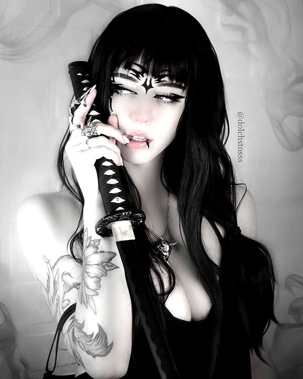 reyrri instagram image archive image