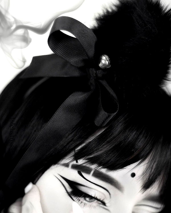 reyrri instagram image archive image