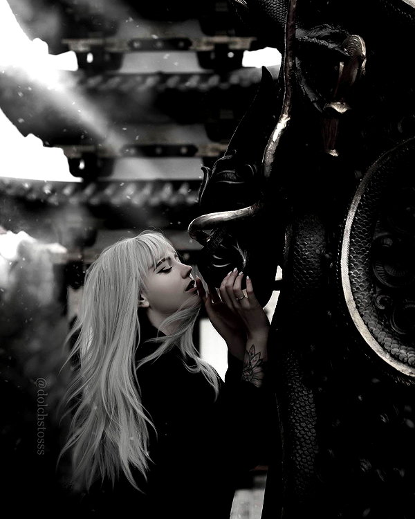 reyrri instagram image archive image