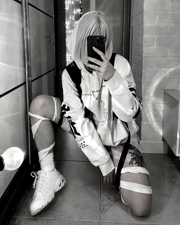 reyrri instagram image archive image