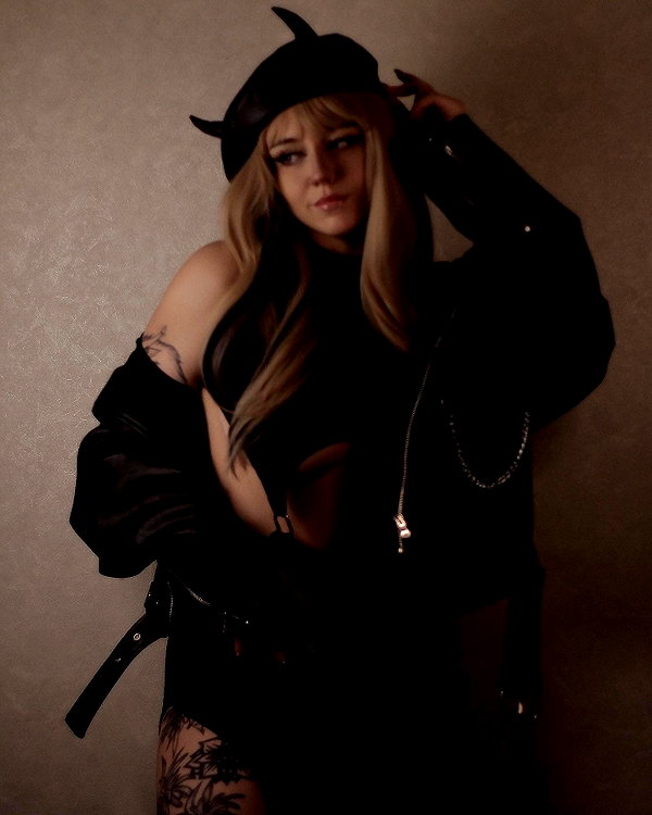 reyrri instagram image archive image