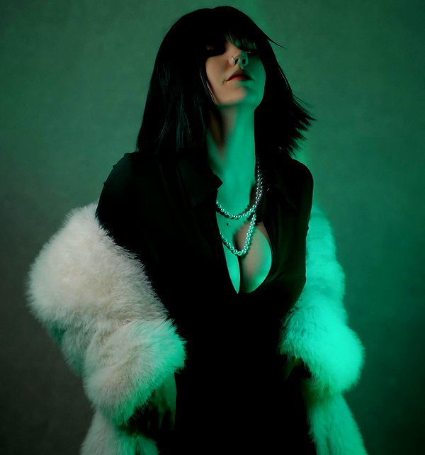 reyrri instagram image archive image