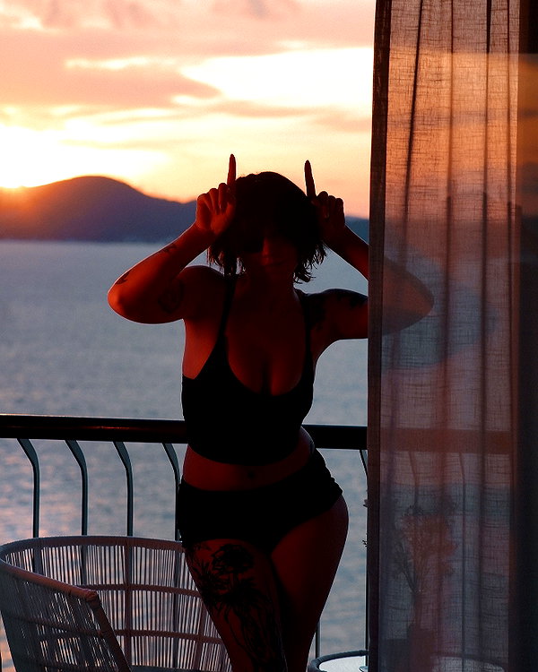 reyrri instagram image archive image