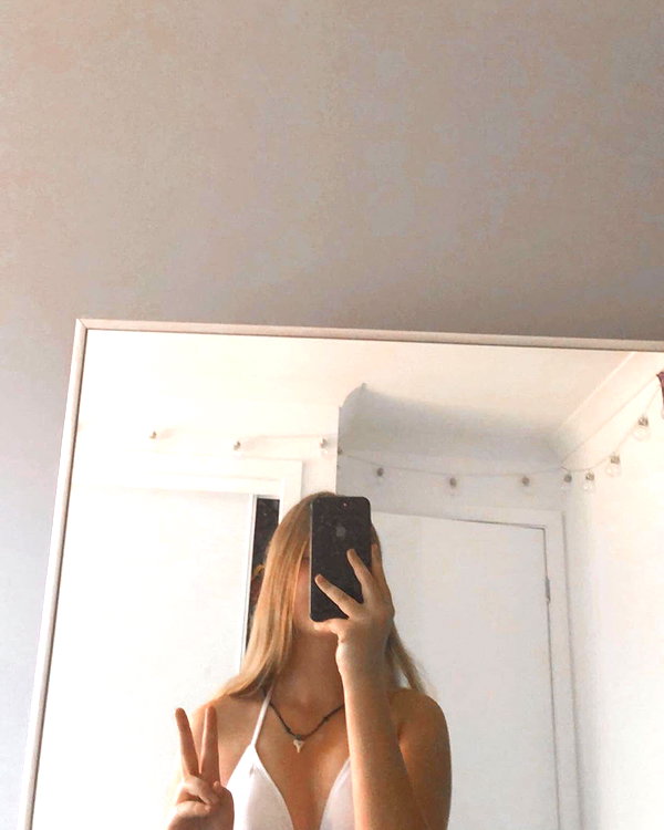 rhiannonmates instagram image archive image