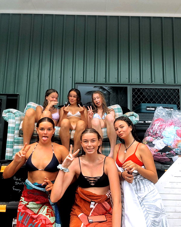 rhiannonmates instagram image archive image