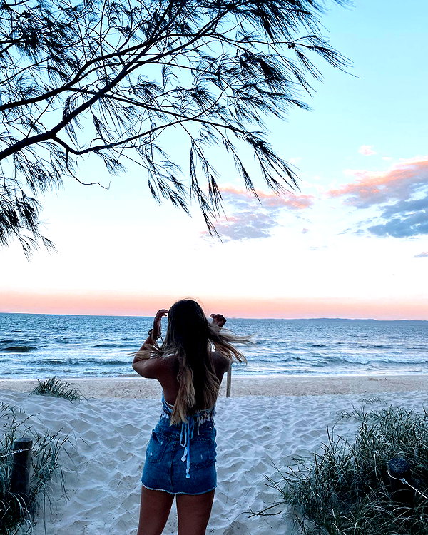 rhiannonmates instagram image archive image